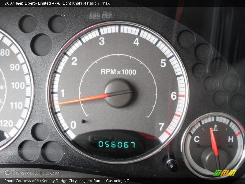 Light Khaki Metallic / Khaki 2007 Jeep Liberty Limited 4x4