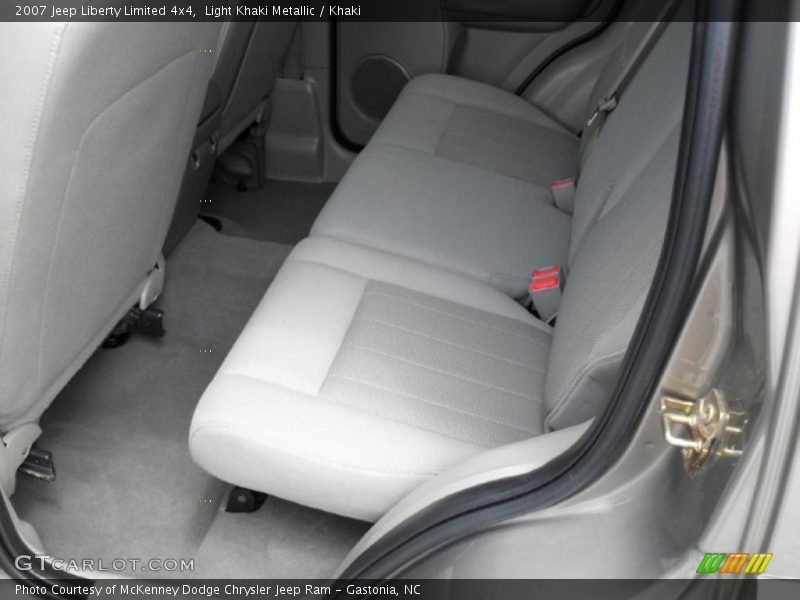 Light Khaki Metallic / Khaki 2007 Jeep Liberty Limited 4x4