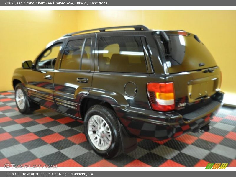 Black / Sandstone 2002 Jeep Grand Cherokee Limited 4x4