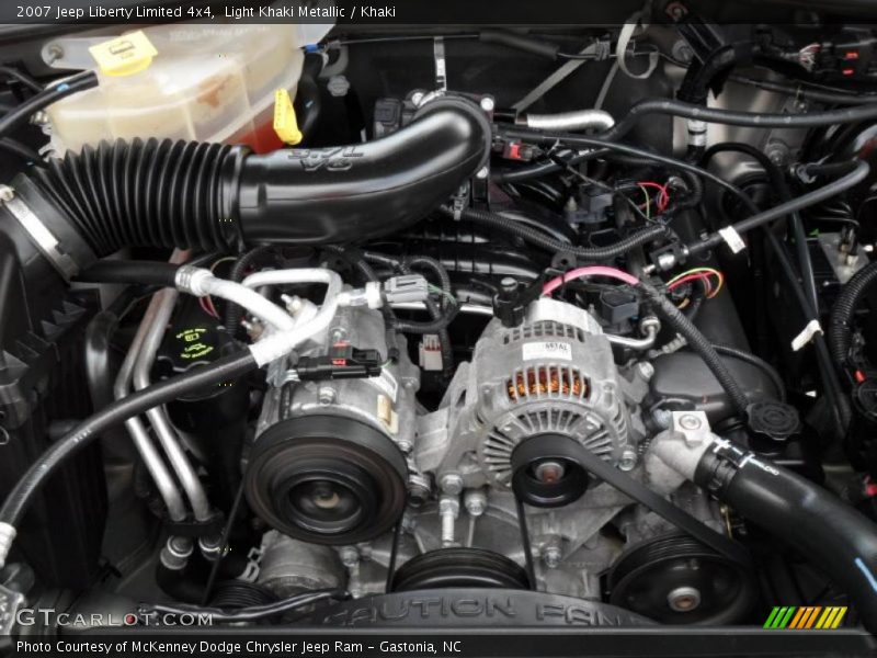 Light Khaki Metallic / Khaki 2007 Jeep Liberty Limited 4x4