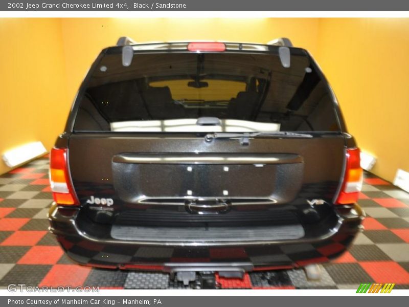 Black / Sandstone 2002 Jeep Grand Cherokee Limited 4x4