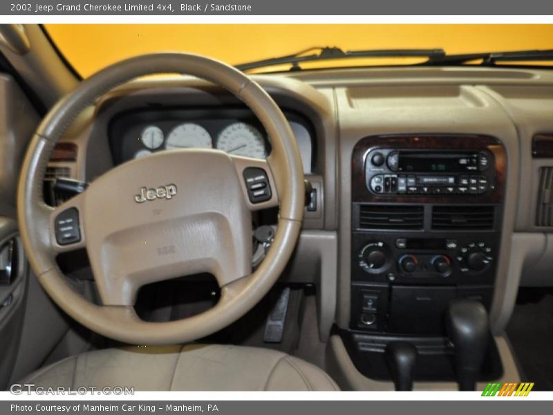 Black / Sandstone 2002 Jeep Grand Cherokee Limited 4x4