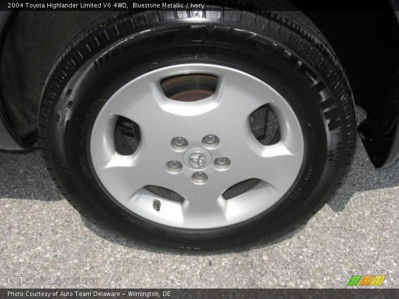 Bluestone Metallic / Ivory 2004 Toyota Highlander Limited V6 4WD