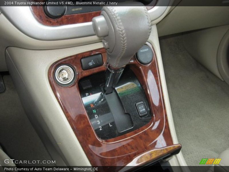 Bluestone Metallic / Ivory 2004 Toyota Highlander Limited V6 4WD