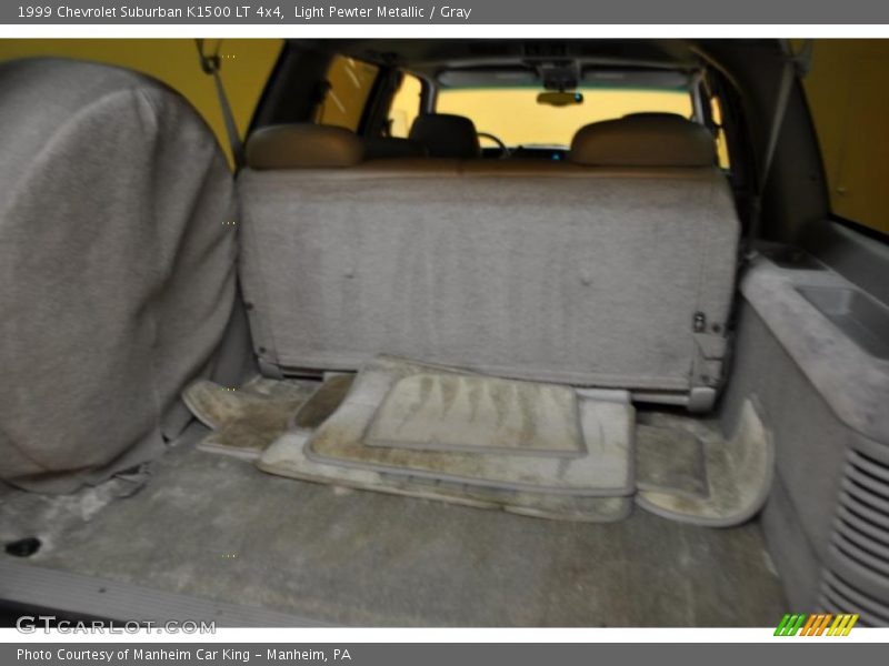 Light Pewter Metallic / Gray 1999 Chevrolet Suburban K1500 LT 4x4
