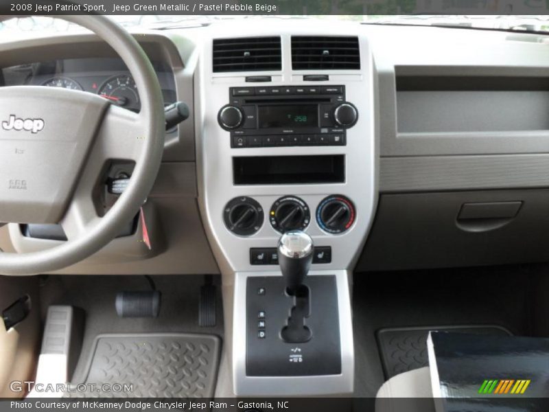Jeep Green Metallic / Pastel Pebble Beige 2008 Jeep Patriot Sport