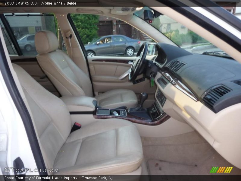 Alpine White / Beige 2003 BMW X5 3.0i