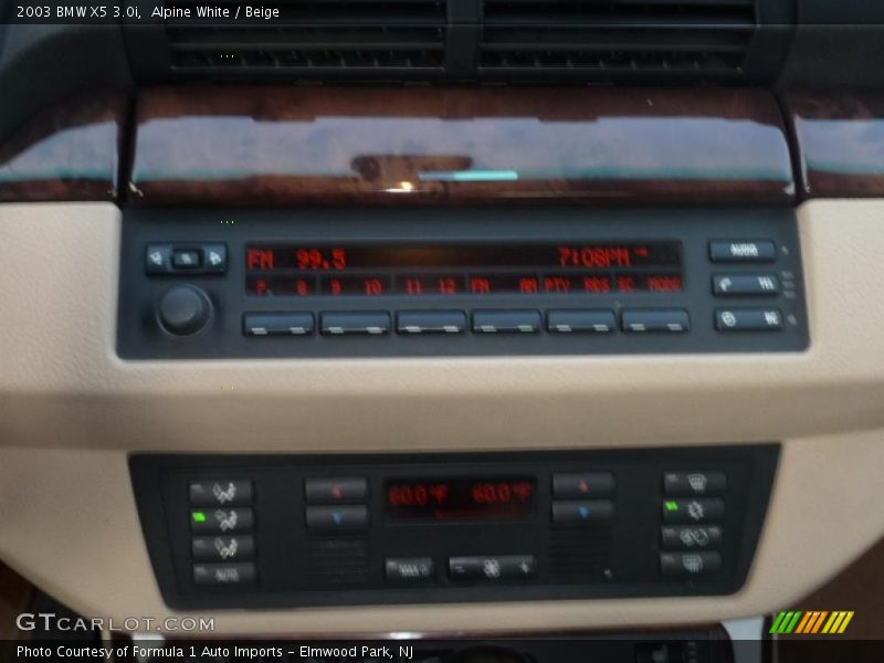 Alpine White / Beige 2003 BMW X5 3.0i