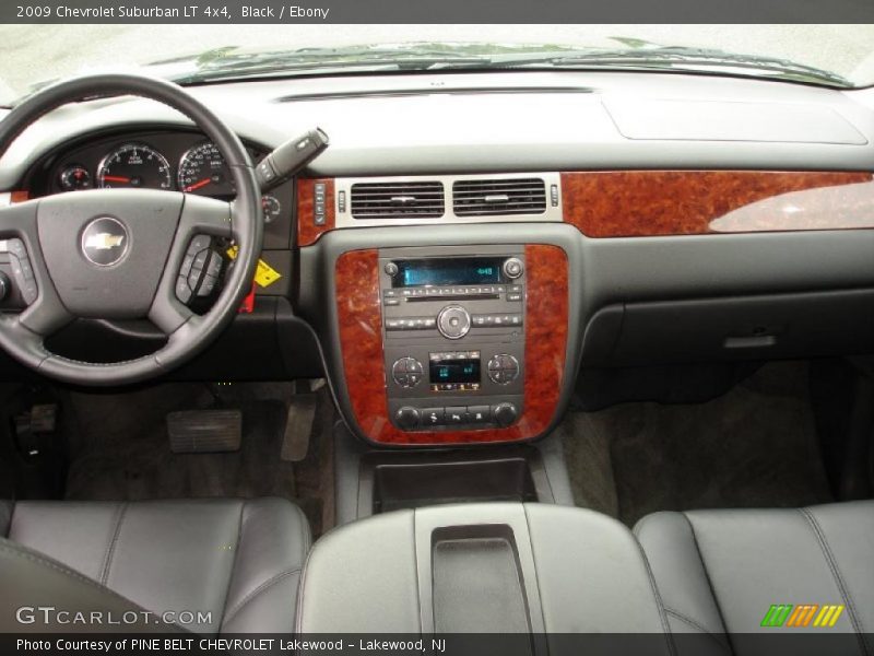 Black / Ebony 2009 Chevrolet Suburban LT 4x4