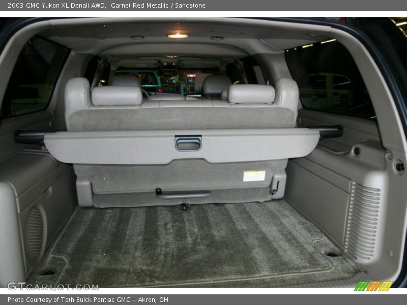 Garnet Red Metallic / Sandstone 2003 GMC Yukon XL Denali AWD