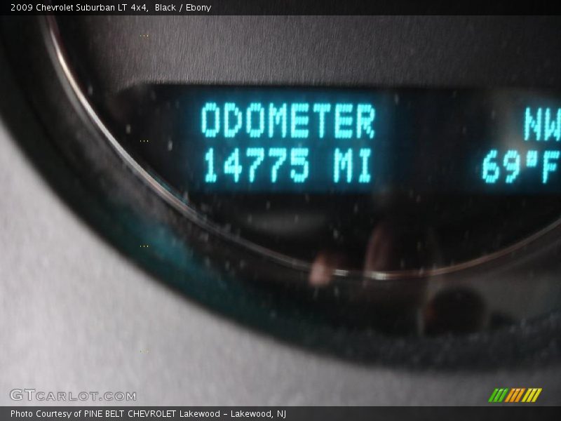 Black / Ebony 2009 Chevrolet Suburban LT 4x4