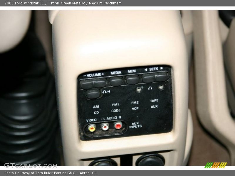 Tropic Green Metallic / Medium Parchment 2003 Ford Windstar SEL