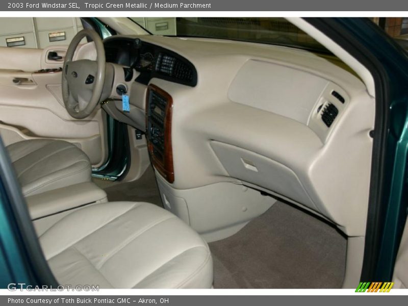 Tropic Green Metallic / Medium Parchment 2003 Ford Windstar SEL