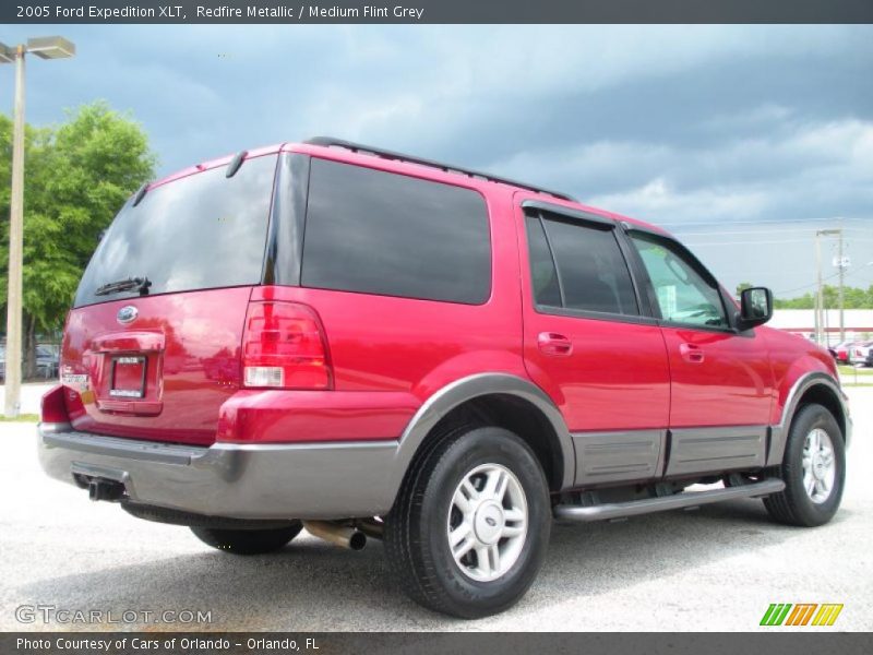 Redfire Metallic / Medium Flint Grey 2005 Ford Expedition XLT