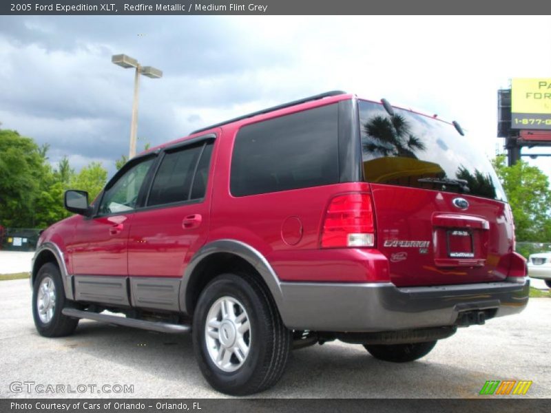 Redfire Metallic / Medium Flint Grey 2005 Ford Expedition XLT
