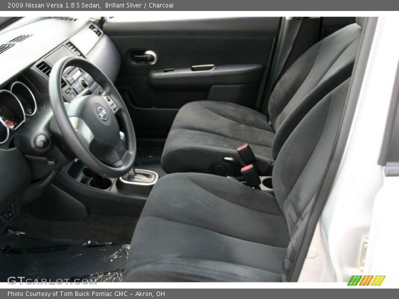 Brillant Silver / Charcoal 2009 Nissan Versa 1.8 S Sedan