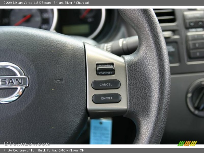 Brillant Silver / Charcoal 2009 Nissan Versa 1.8 S Sedan