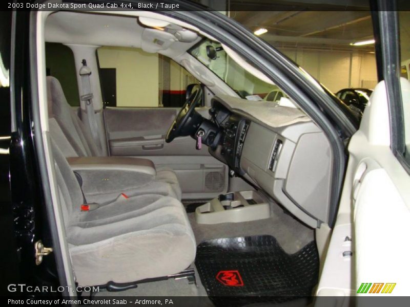 Black / Taupe 2003 Dodge Dakota Sport Quad Cab 4x4
