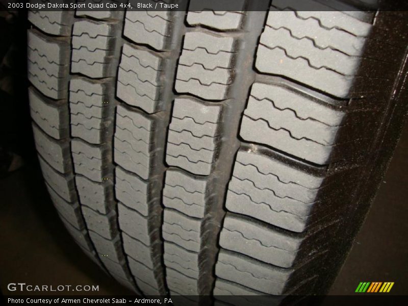 Black / Taupe 2003 Dodge Dakota Sport Quad Cab 4x4