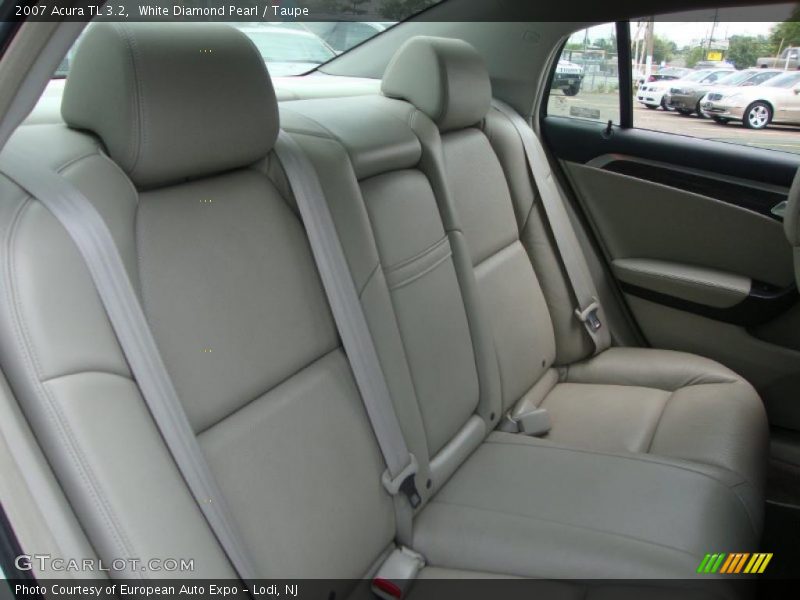 White Diamond Pearl / Taupe 2007 Acura TL 3.2