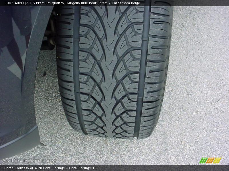 Mugello Blue Pearl Effect / Cardamom Beige 2007 Audi Q7 3.6 Premium quattro