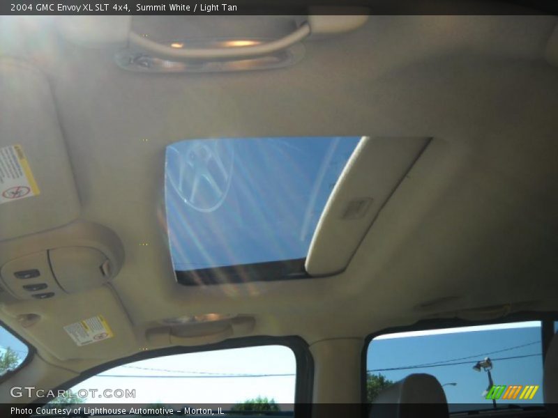 Summit White / Light Tan 2004 GMC Envoy XL SLT 4x4