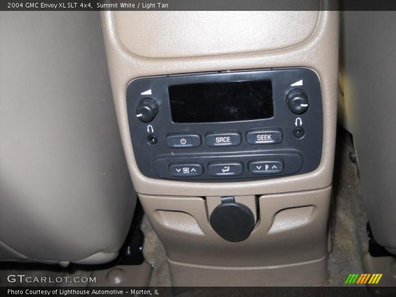 Summit White / Light Tan 2004 GMC Envoy XL SLT 4x4