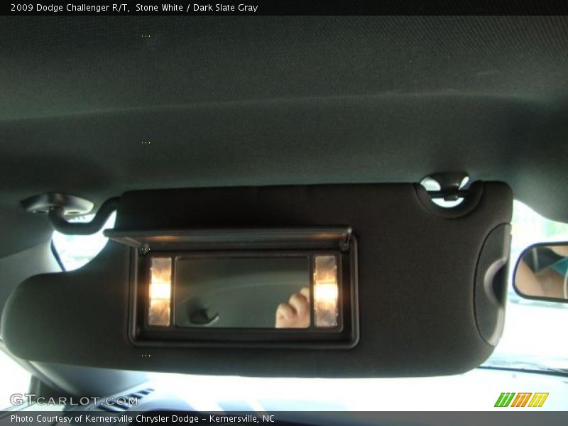 Stone White / Dark Slate Gray 2009 Dodge Challenger R/T