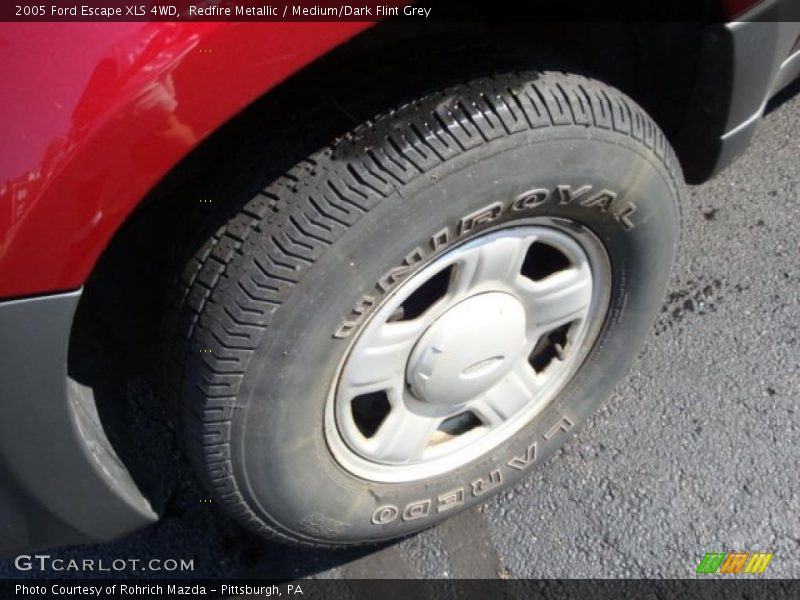 Redfire Metallic / Medium/Dark Flint Grey 2005 Ford Escape XLS 4WD