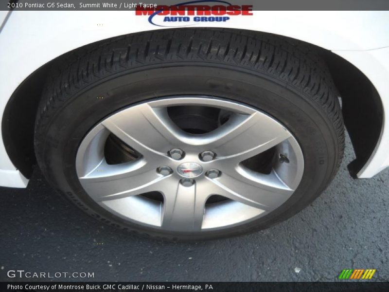 Summit White / Light Taupe 2010 Pontiac G6 Sedan