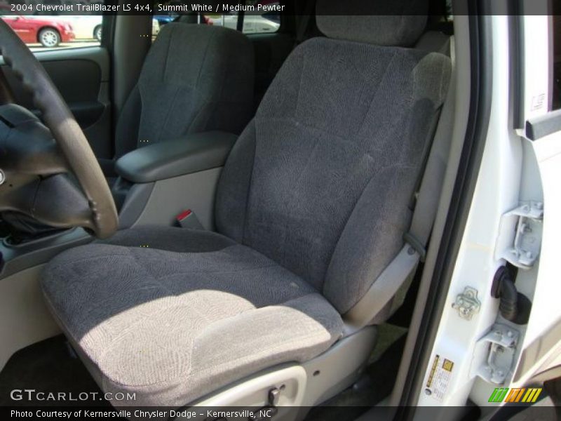 Summit White / Medium Pewter 2004 Chevrolet TrailBlazer LS 4x4