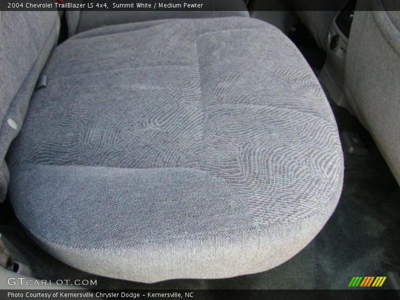Summit White / Medium Pewter 2004 Chevrolet TrailBlazer LS 4x4