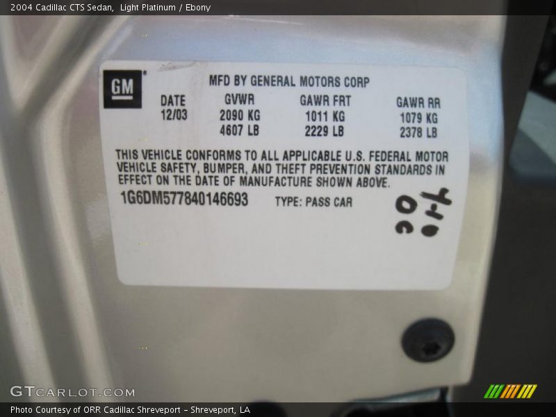 Light Platinum / Ebony 2004 Cadillac CTS Sedan