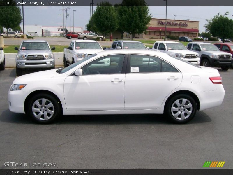 Super White / Ash 2011 Toyota Camry LE