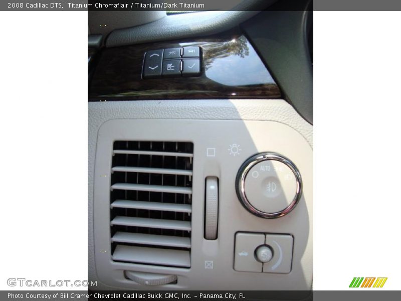 Titanium Chromaflair / Titanium/Dark Titanium 2008 Cadillac DTS