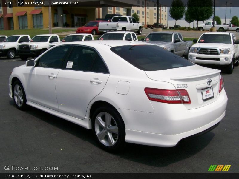 Super White / Ash 2011 Toyota Camry SE