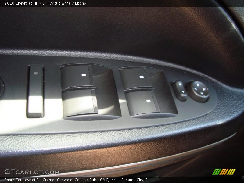 Arctic White / Ebony 2010 Chevrolet HHR LT