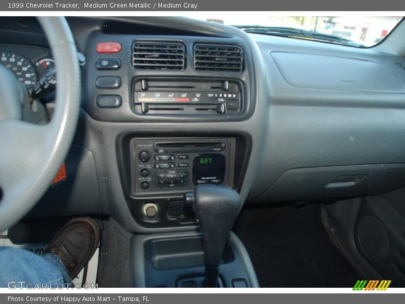 Medium Green Metallic / Medium Gray 1999 Chevrolet Tracker