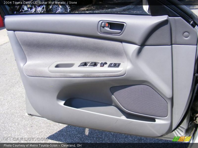Lunar Mist Metallic / Stone 2004 Toyota Camry LE