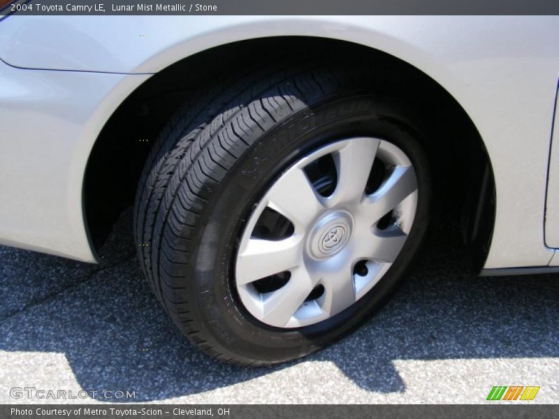 Lunar Mist Metallic / Stone 2004 Toyota Camry LE