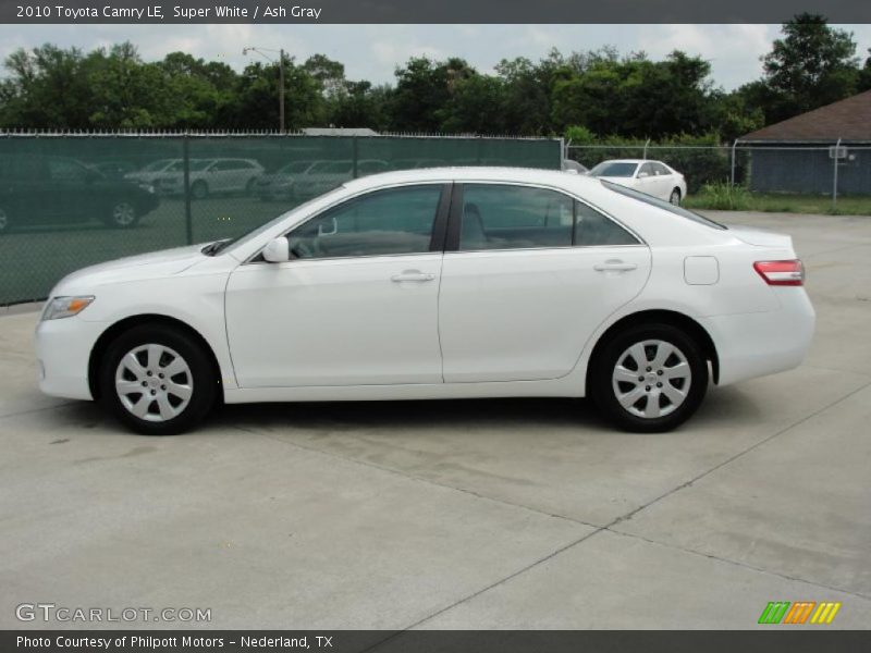 Super White / Ash Gray 2010 Toyota Camry LE