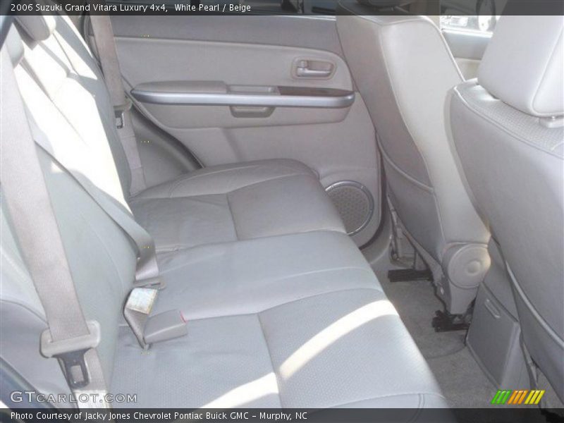 White Pearl / Beige 2006 Suzuki Grand Vitara Luxury 4x4