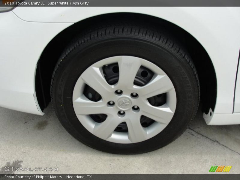 Super White / Ash Gray 2010 Toyota Camry LE