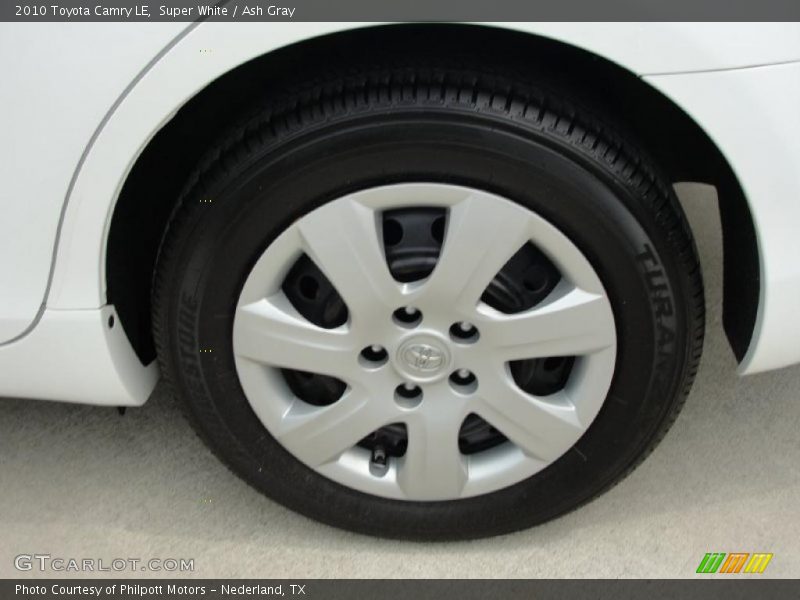 Super White / Ash Gray 2010 Toyota Camry LE