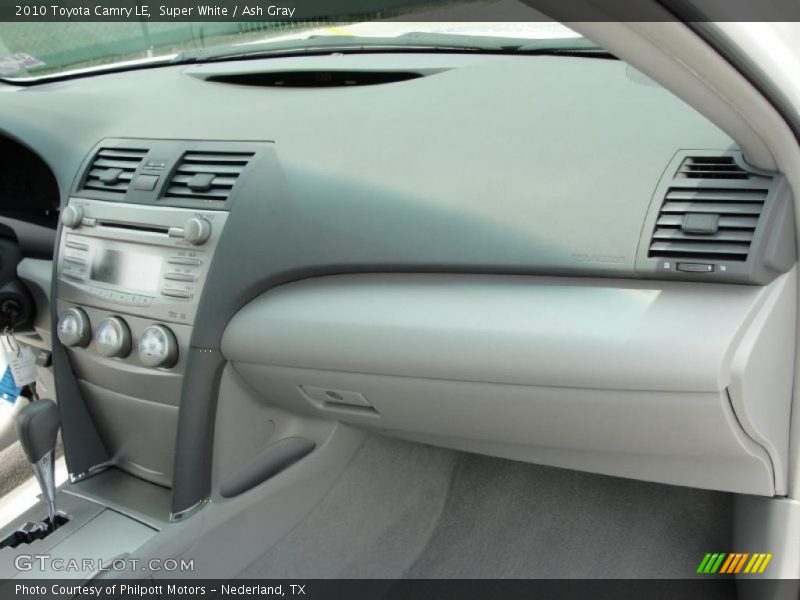 Super White / Ash Gray 2010 Toyota Camry LE