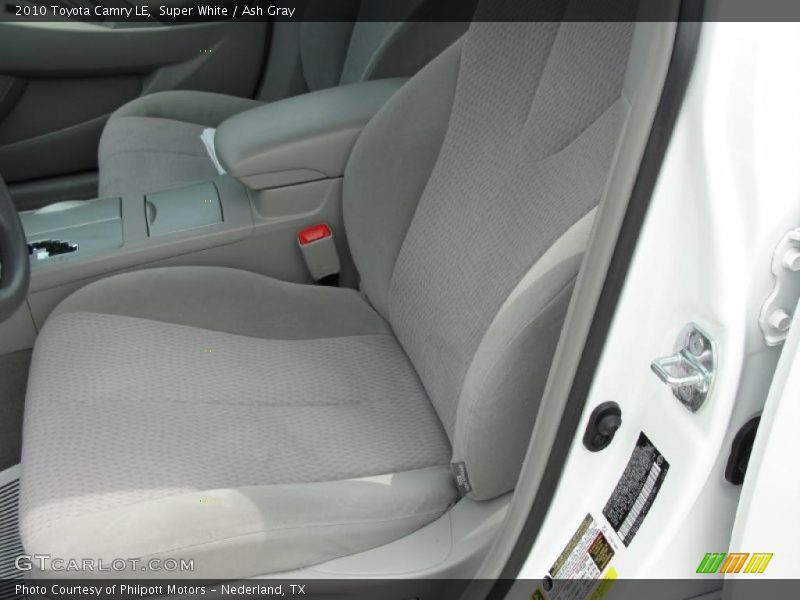 Super White / Ash Gray 2010 Toyota Camry LE