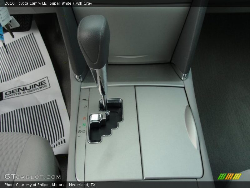 Super White / Ash Gray 2010 Toyota Camry LE