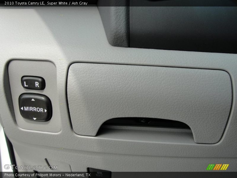 Super White / Ash Gray 2010 Toyota Camry LE