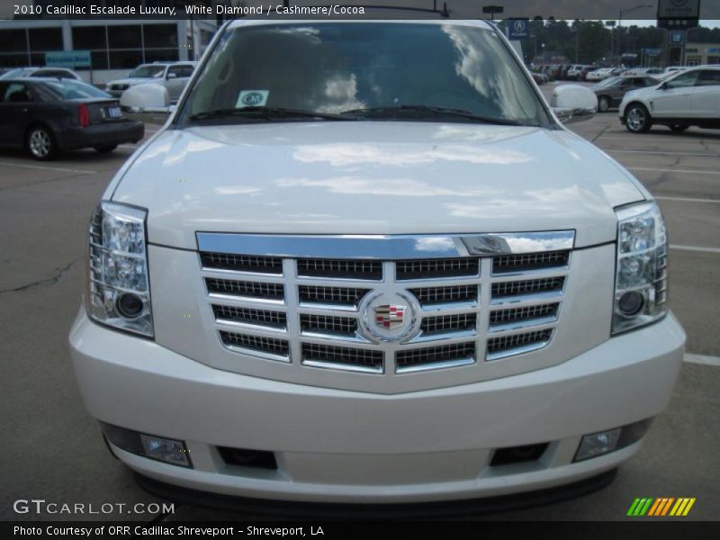 White Diamond / Cashmere/Cocoa 2010 Cadillac Escalade Luxury