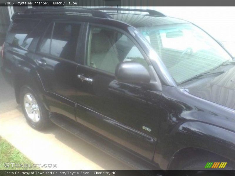 Black / Taupe 2006 Toyota 4Runner SR5